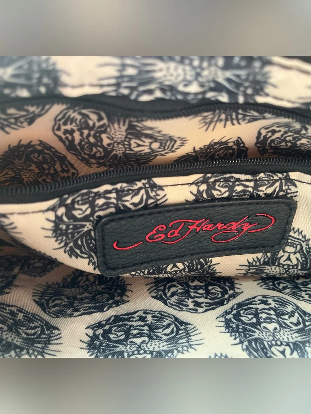 Ed Hardy White Floral Love Kills Tattoo-Print Shoulder Bag w/ Black Handle NWT